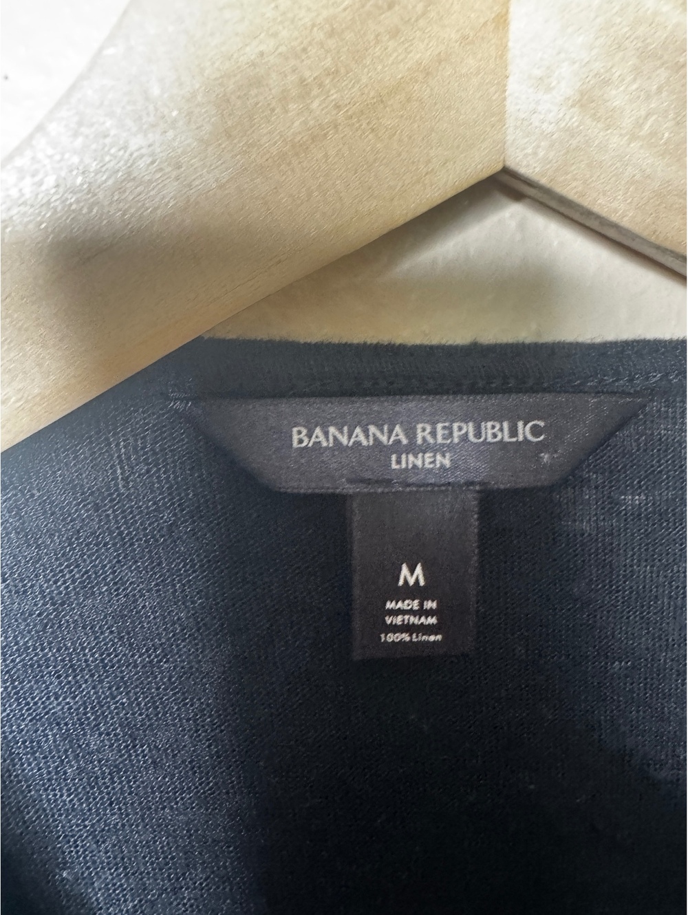 Banana Republic Linen Wrap Top Womens Medium Black Flutter Sleeve Ring Detail - Picture 3 of 8